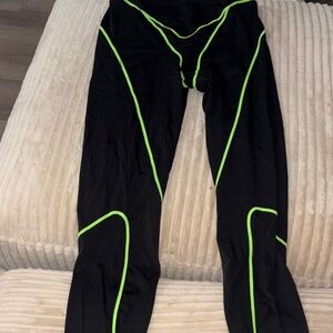 Skim’s moto leggings contour with Neon Green Accents